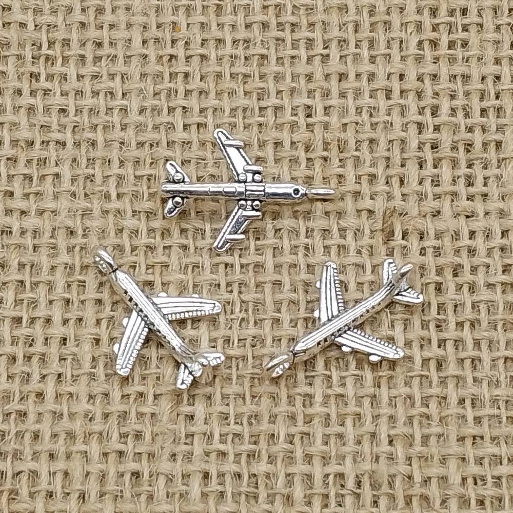 Aeroplane Antique Silver Charms (10 Pack) | Transport & Travel Pendants