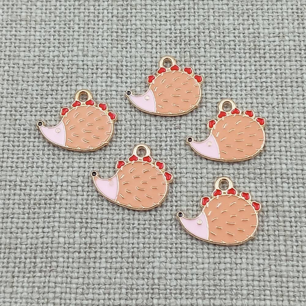 hedgehog with red hearts gold tone charms pendants 10 pack