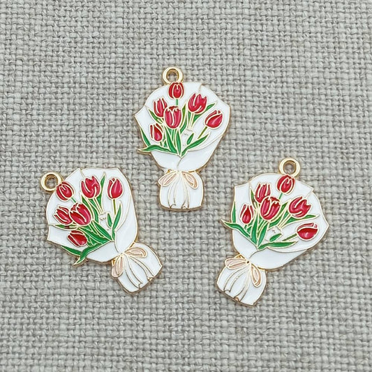8 pack bouquet red flowers gold tone charms pendants